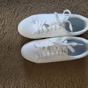 Madden Girl tennis shoes